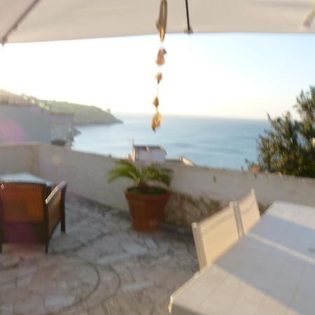 Casa Vacanze Vincenzo E Rosanna Castro  Ngoại thất bức ảnh