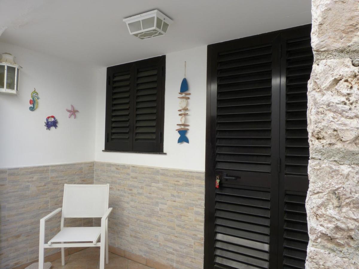 Casa Vacanze Vincenzo E Rosanna Castro  Ngoại thất bức ảnh
